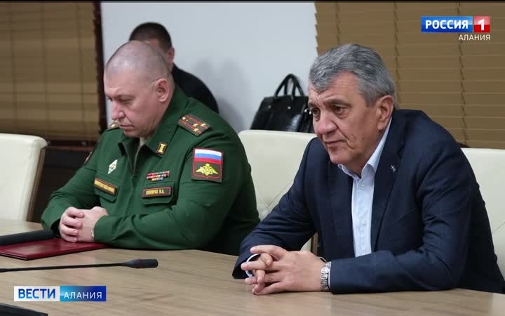 Сергей Меняйло передал государственные награды семьям погибших военнослужащих
