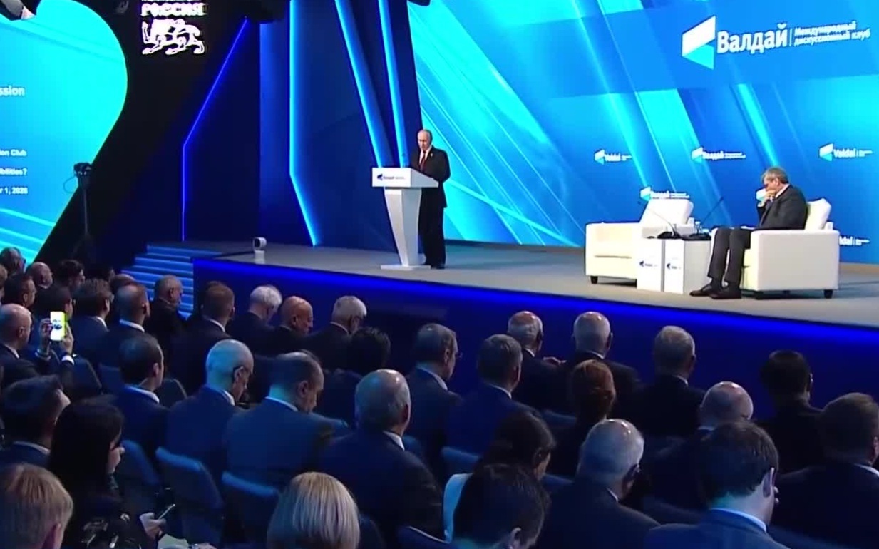 Путин призывает к долгосрочному миру