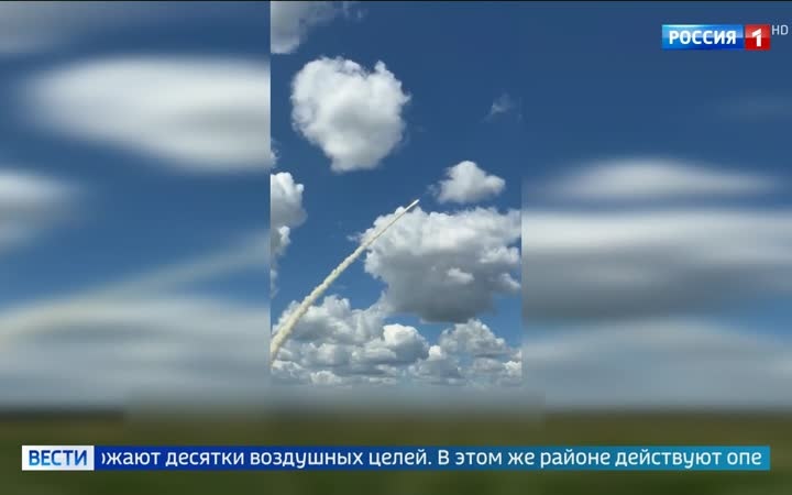 В районе Доброполья наши войска приближаются к Белозерскому, отражая атаки противника и уничтожая воздушные цели
