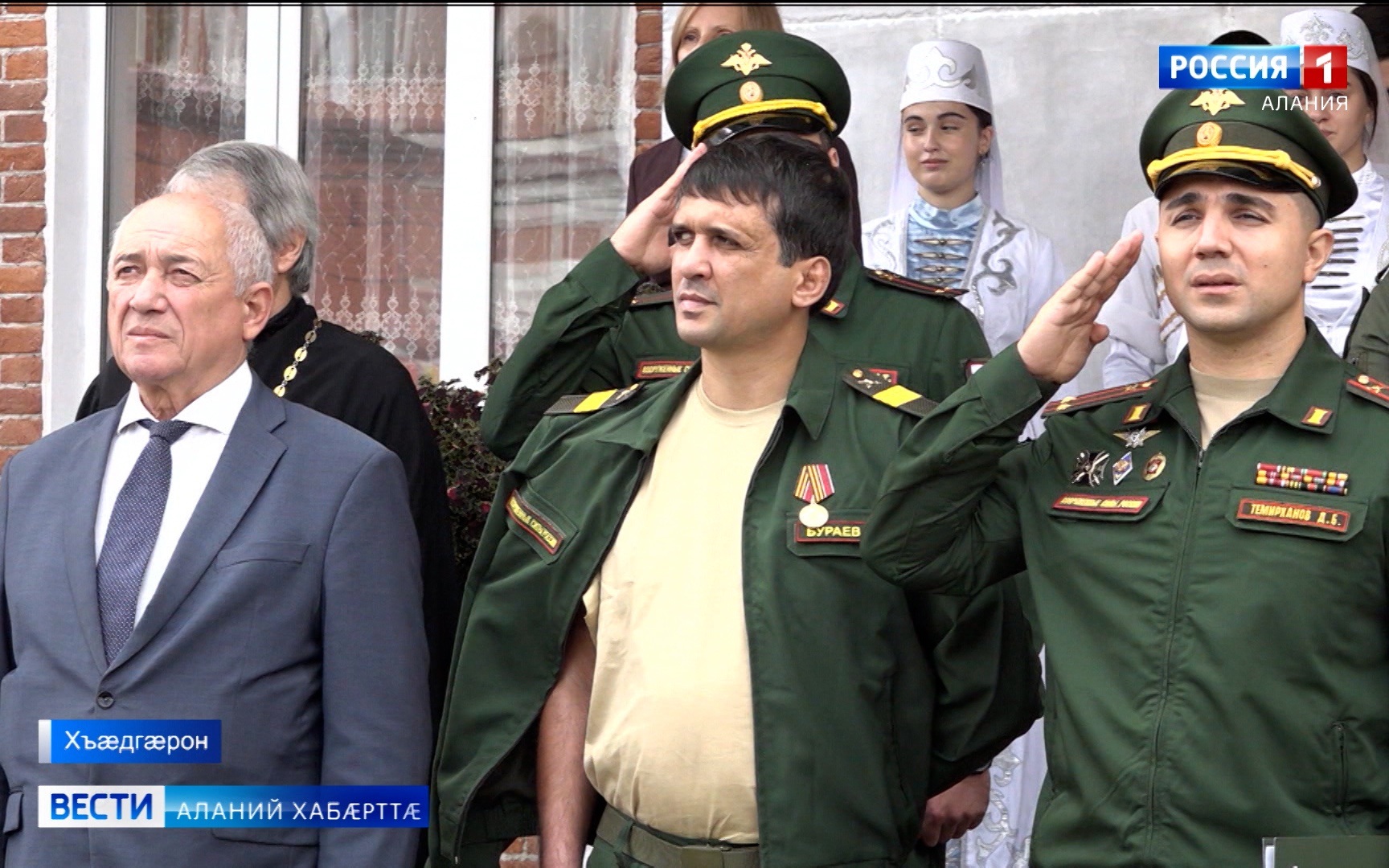 Цæгат Ирыстоны дарддæр цæуы патриотон акци "Герой с нашего двора"