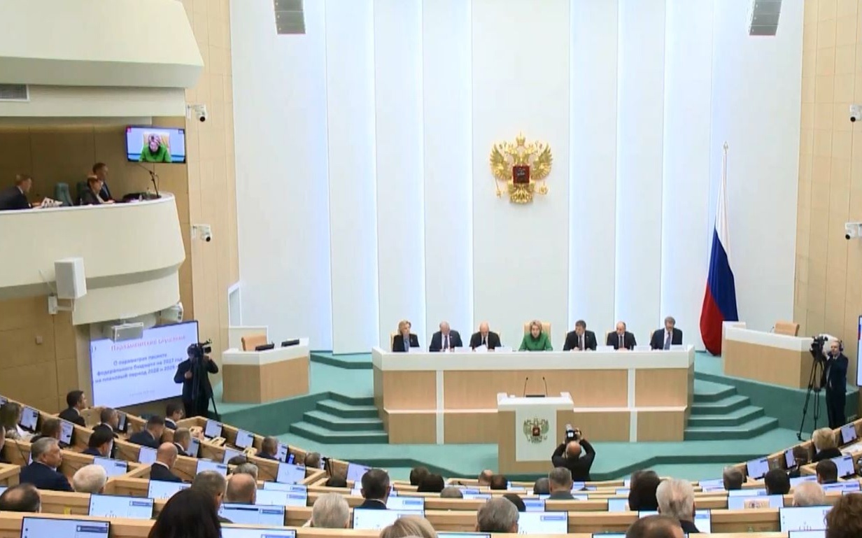 Глава Марий Эл Юрий Зайцев принял участие в парламентских слушаниях в Москве
