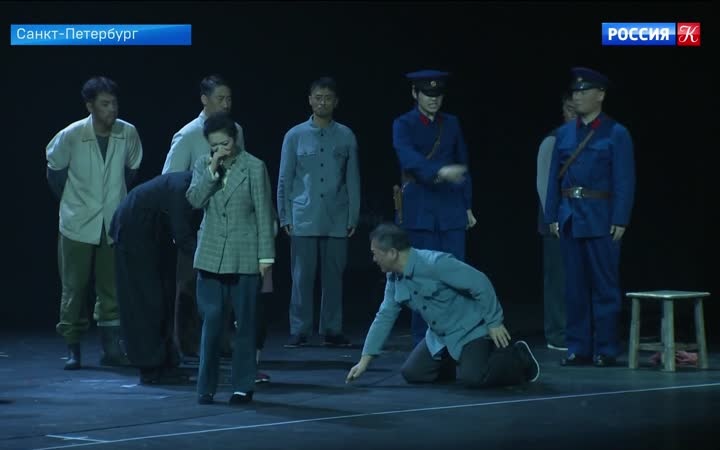 Спектаклем "Главная роль" открыли фестиваль "Балтийский дом"