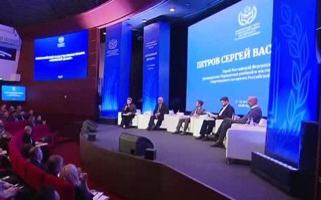 Участники проекта "Архивный десант" обсуждают сохранение памяти жертв геноцида