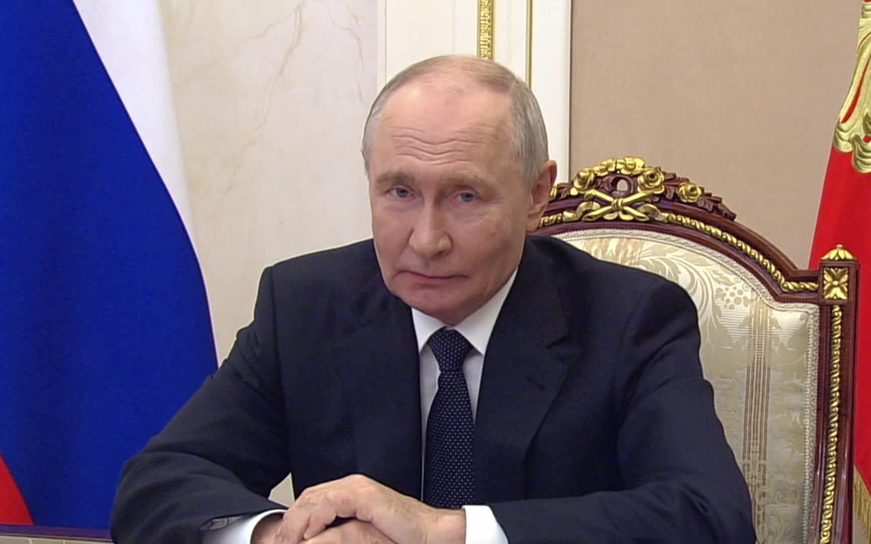 Общение Путина с участниками форума "Деловая Россия"