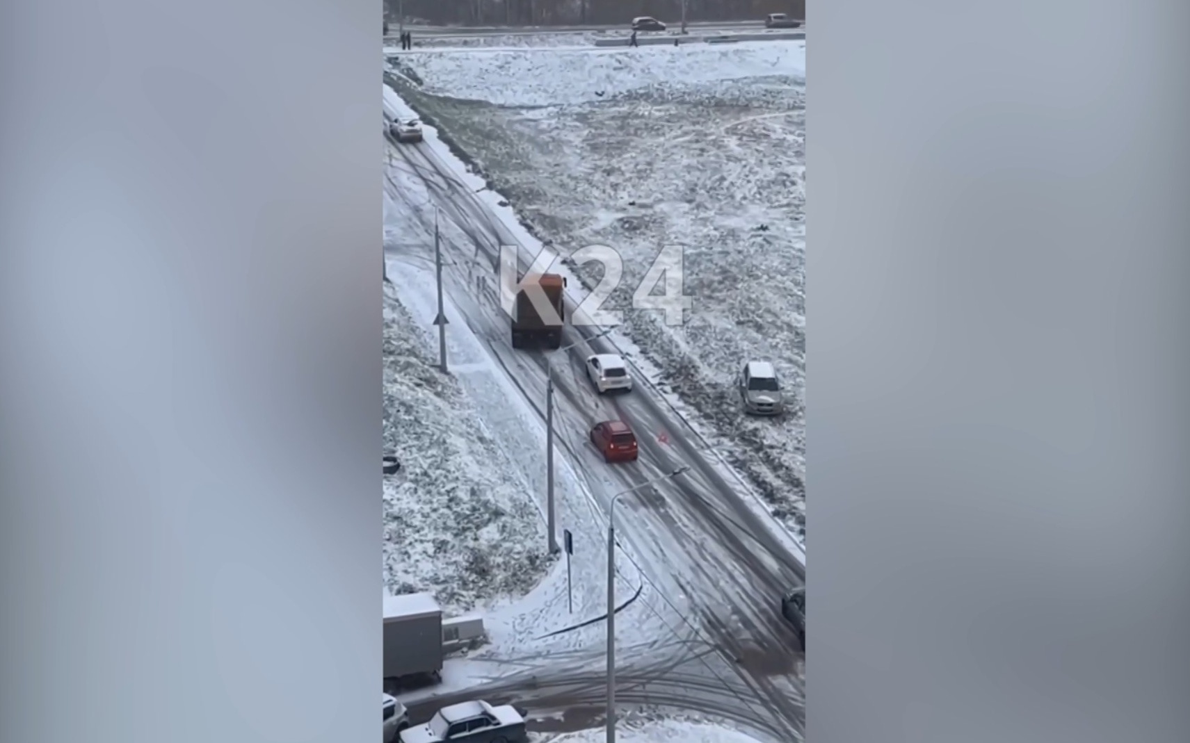 Первый снег в Красноярске чуть не спровоцировал аварию