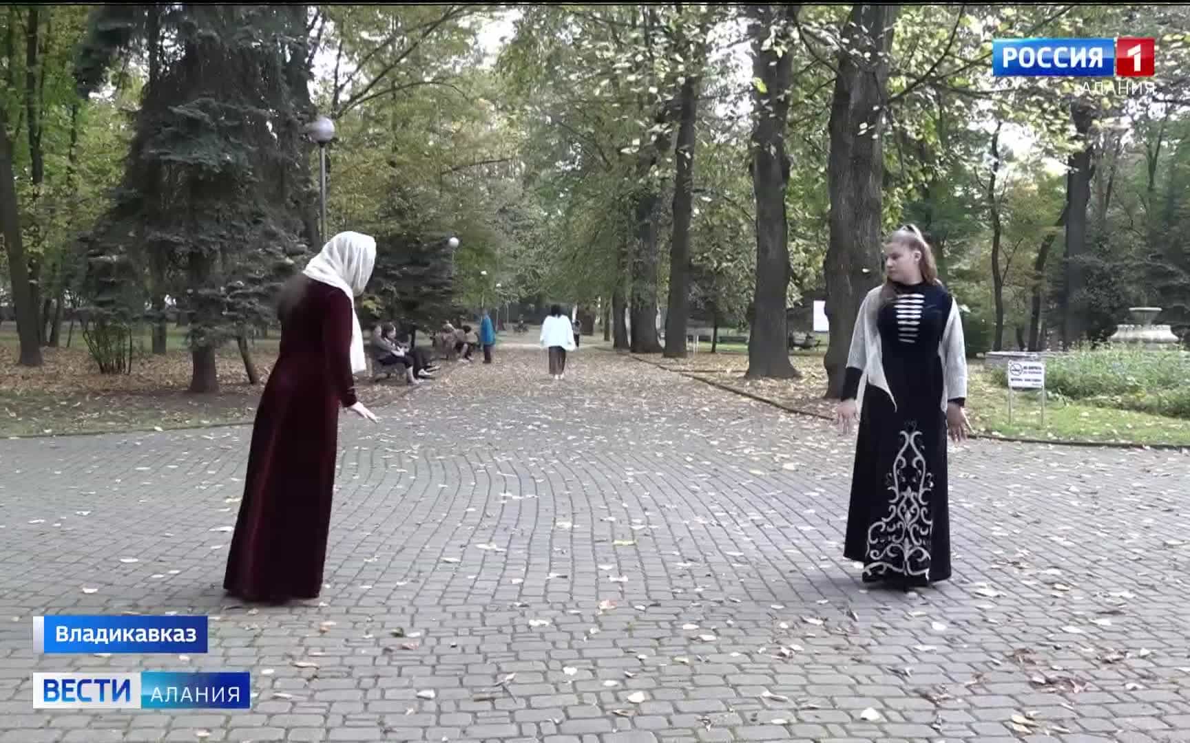 К 167-й годовщине со дня рождения Коста Хетагурова в Центральном парке культуры и отдыха во Владикавказе прошли Нартские игры