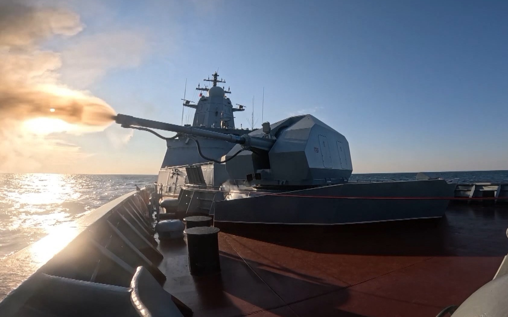 Морские и воздушные беспилотники, захват судна: в Японском море идут учения "Индра"