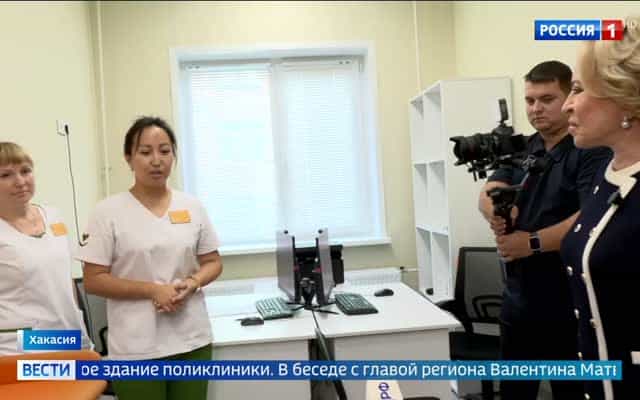 В Хакассии обсуждают развитие сельских территорий: строят модульный стационар и решают жилищный вопрос для медиков