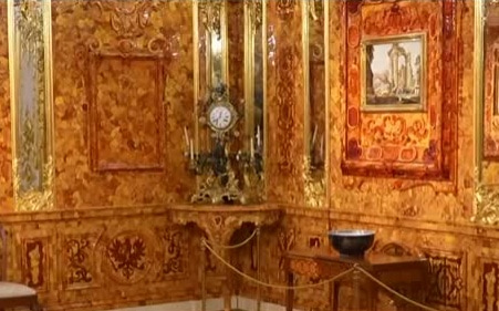 Премьер Китая посетил музеи Царского села в Санкт-Петербурге