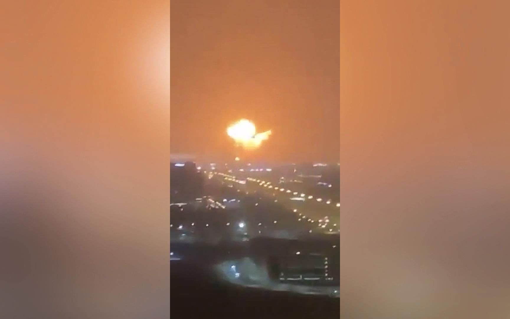 Огненное зарево над Эр-Риядом: коалиция заявила о перехвате ракеты хуситов