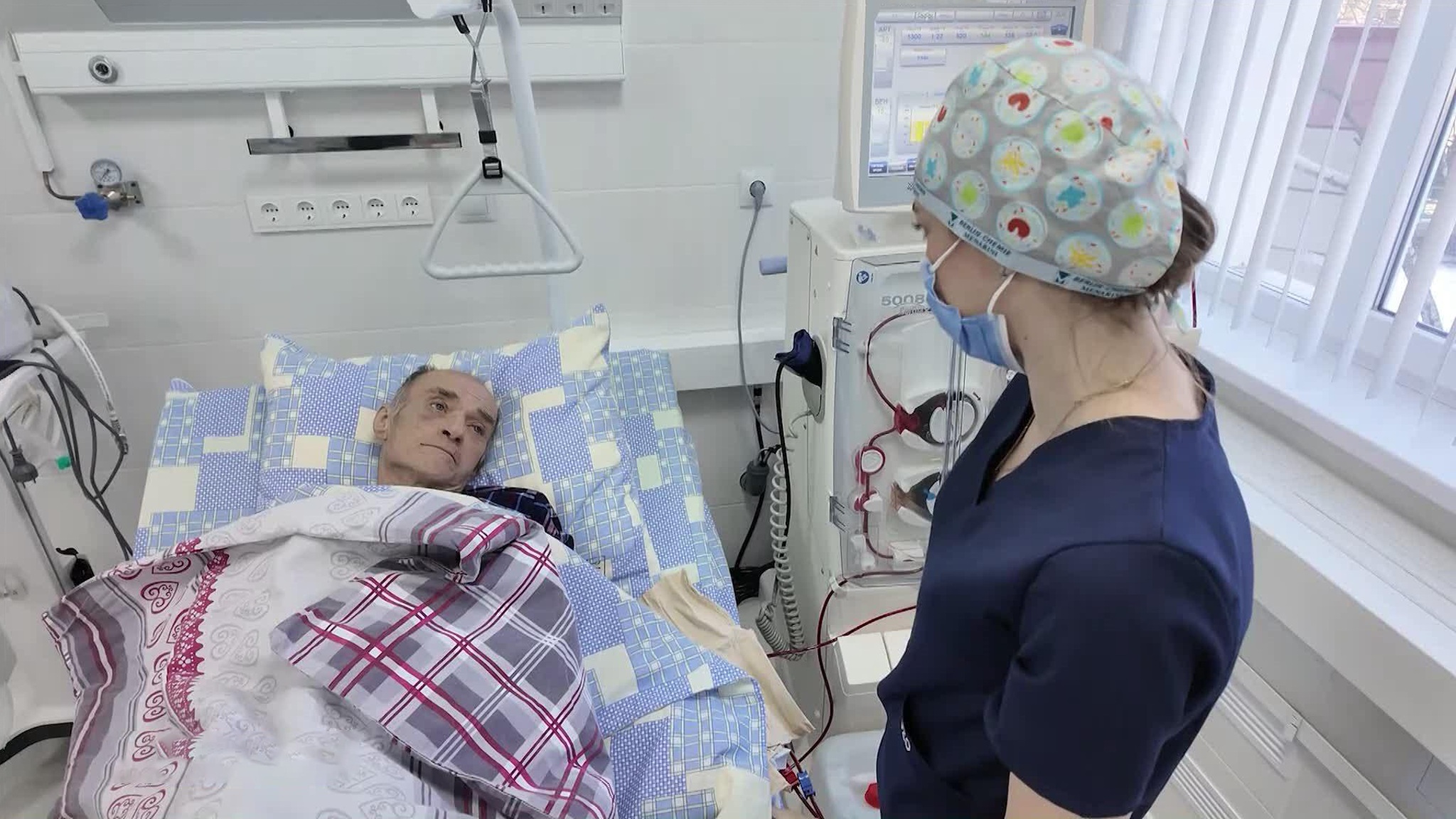 Эфир от 22.02.2026. Английские, испанские, немецкие и французские субтитры