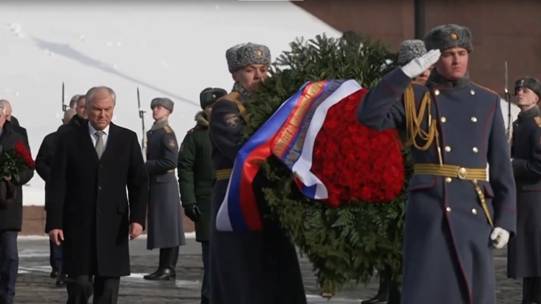 В парке Победы на Поклонной горе почтили память защитников Отечества