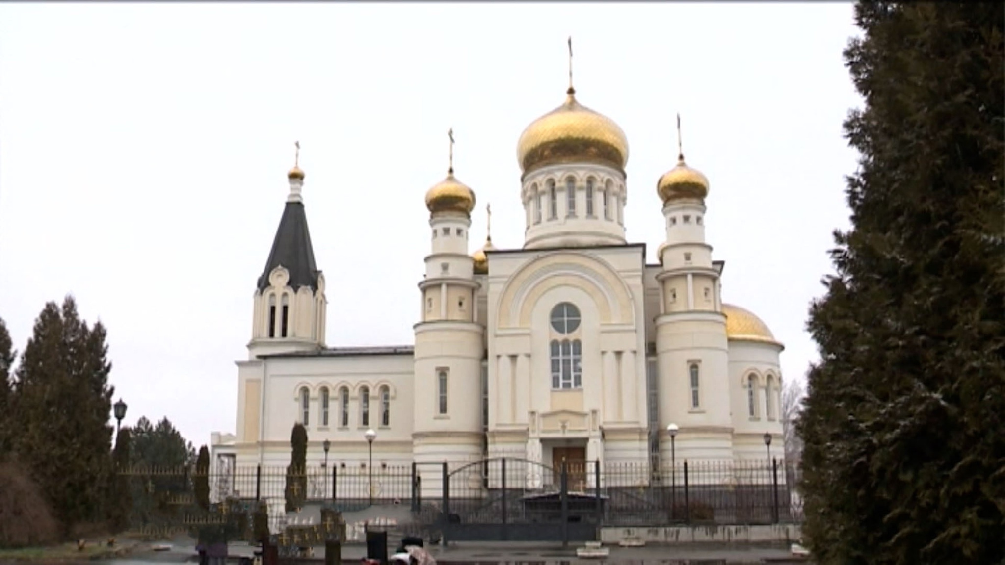 Чырыстон диныл хæст адæмæн райдыдта Стыр Комдарæн