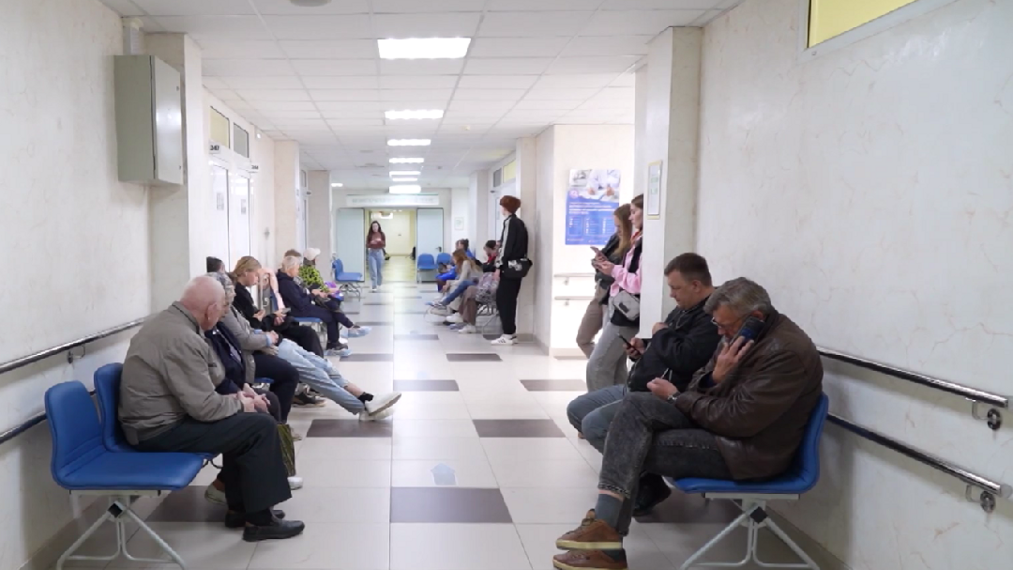 Спад заболевших гриппом и ковидом отмечен в Тюменской области