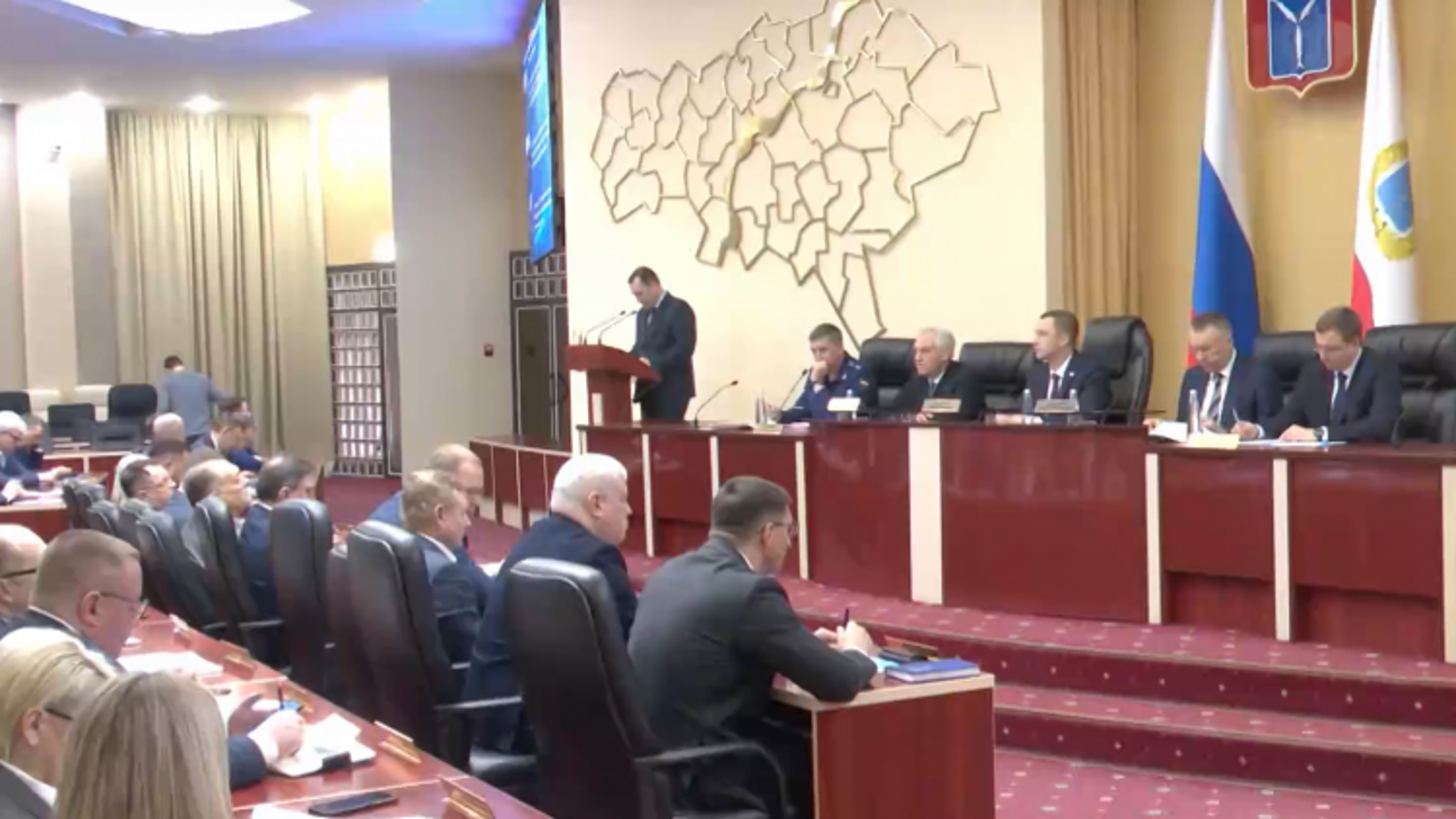 В правительстве Саратовской области состоялось заседание, в ходе которого обсудили несколько важных вопросов