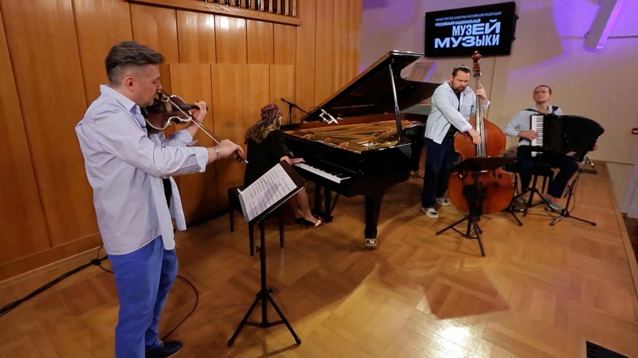 Квартет "CAMERATA OBSCURA", "Август. Жатва" из цикла "Времена года"