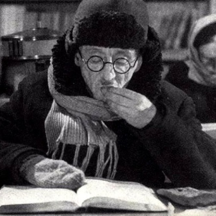 Приходили не за книгой – за надеждой: безымянный библиотекарь