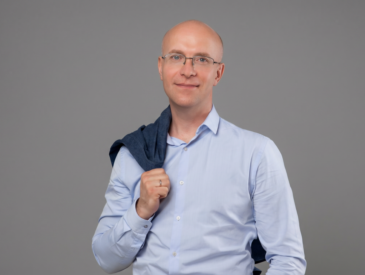 Дмитрий Акимов