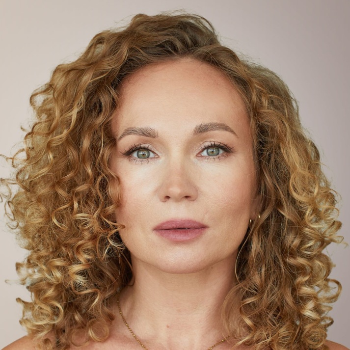 Полина Ларина