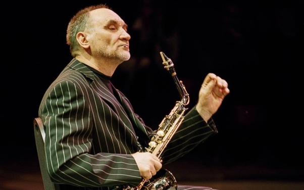 В арт-кемпе "Дикая Мята" посадили именное дерева в честь музыканта Алексея Козлова