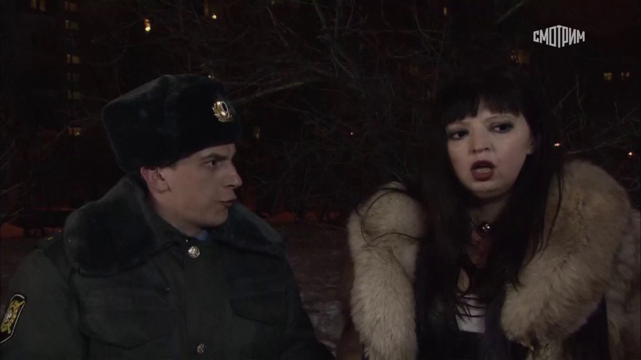 Человек на скамейке
