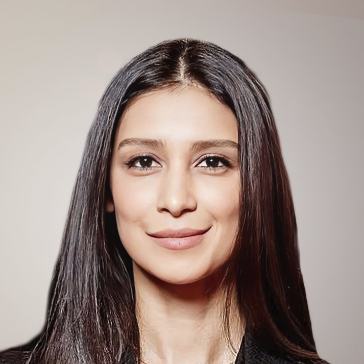 Равшана Куркова