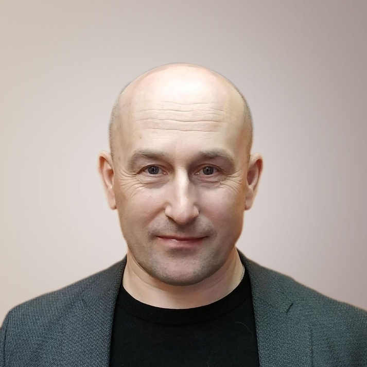 Николай Стариков