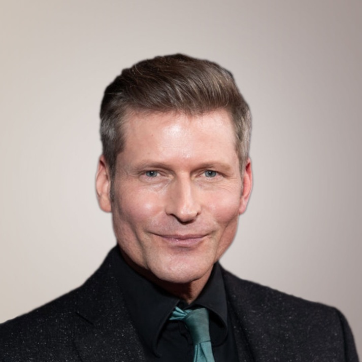 Криспин Гловер