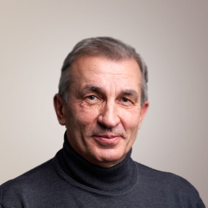 Александр Андриенко