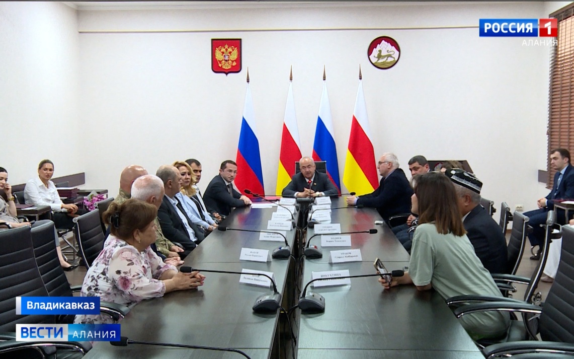 Таймураз Тускаев встретился с представителями НКО Северной Осетии