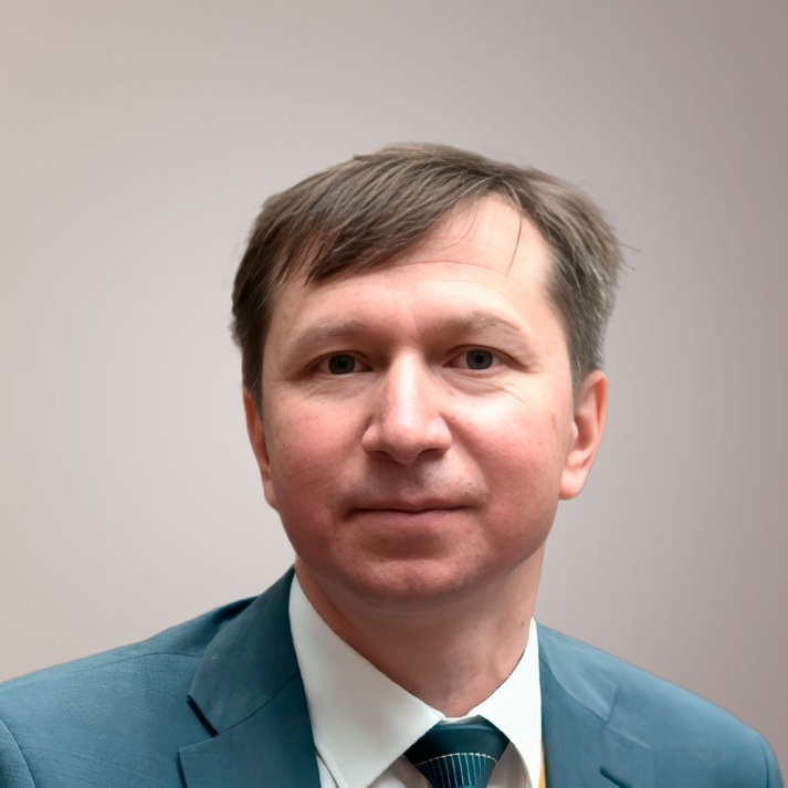Алексей Комаров