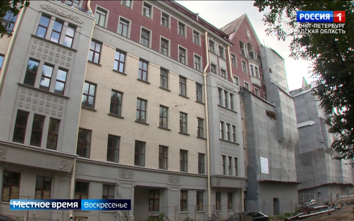 В Петербурге завершают реставрацию фасадов доходного дома Полежаева