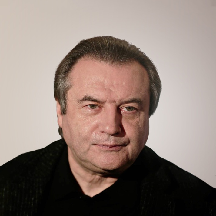 Алексей Учитель