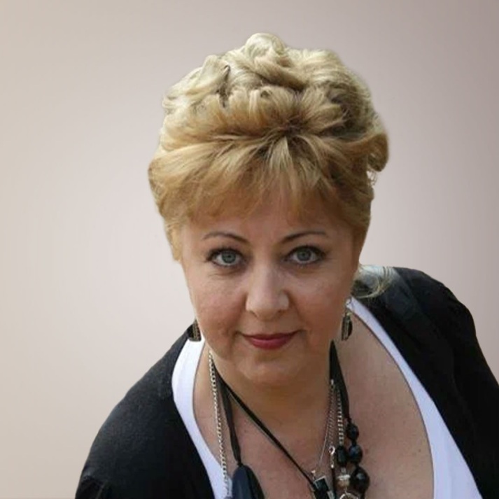 Эвелина Сакуро