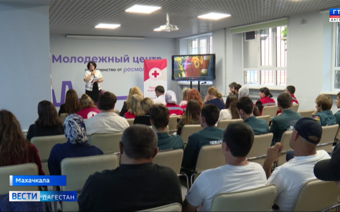 Плечом к плечу