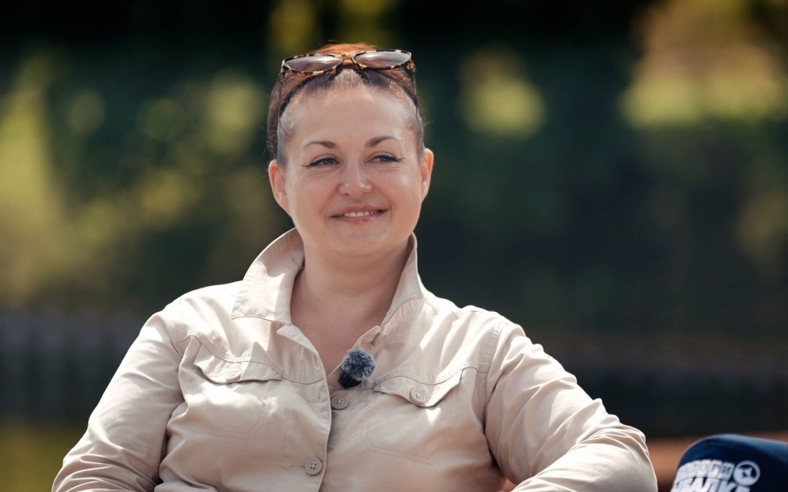Елена Серова