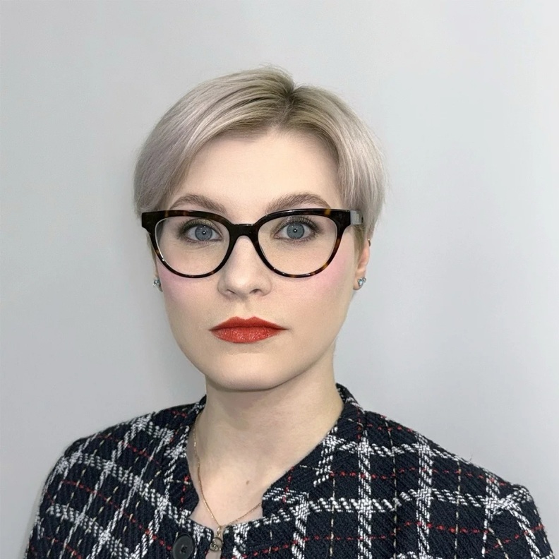 Алиса Грон