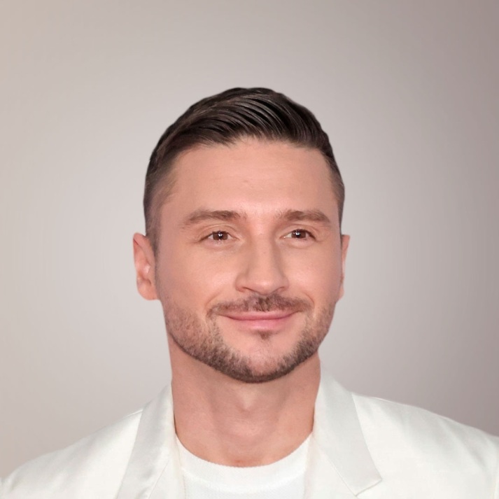Сергей Лазарев