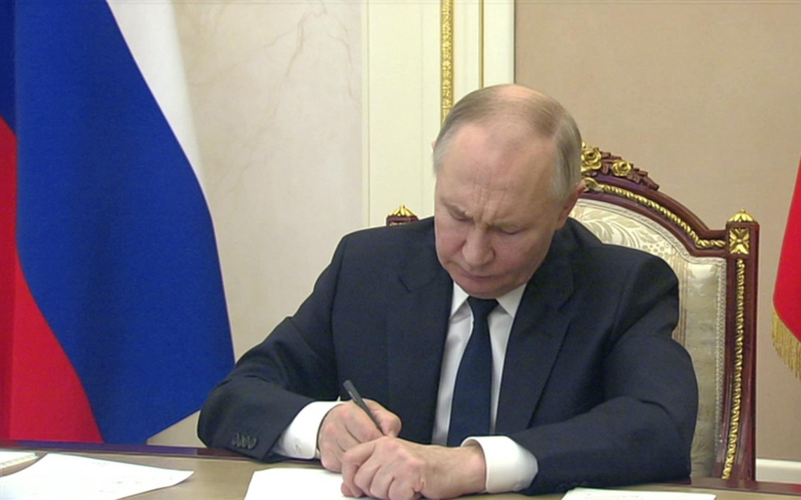 Масштабные кадровые перестановки: Владимир Путин сменил руководителей следственных управлений в ряде регионов