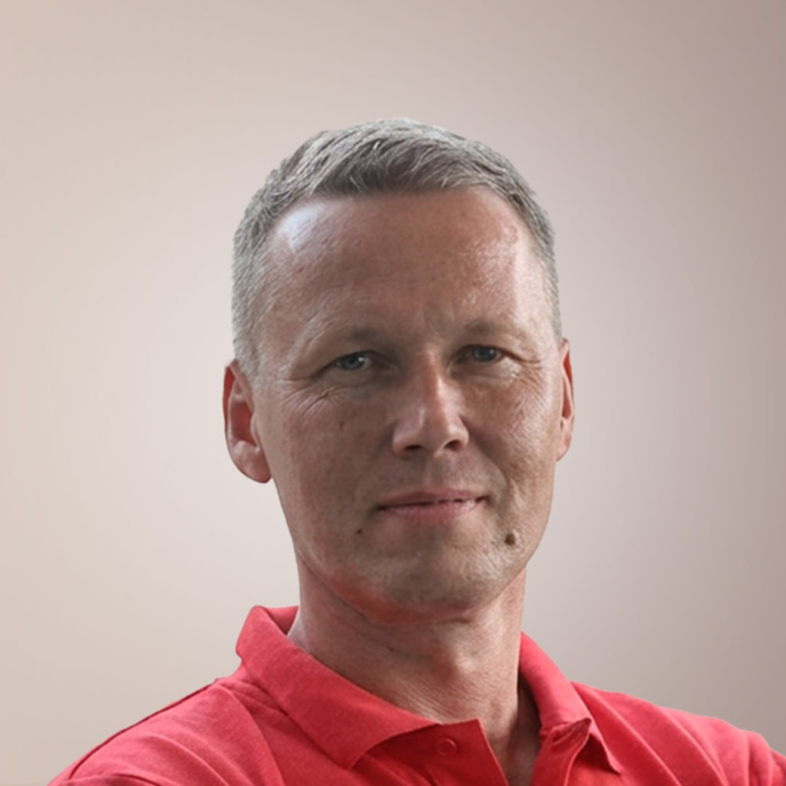 Дмитрий Бочарников