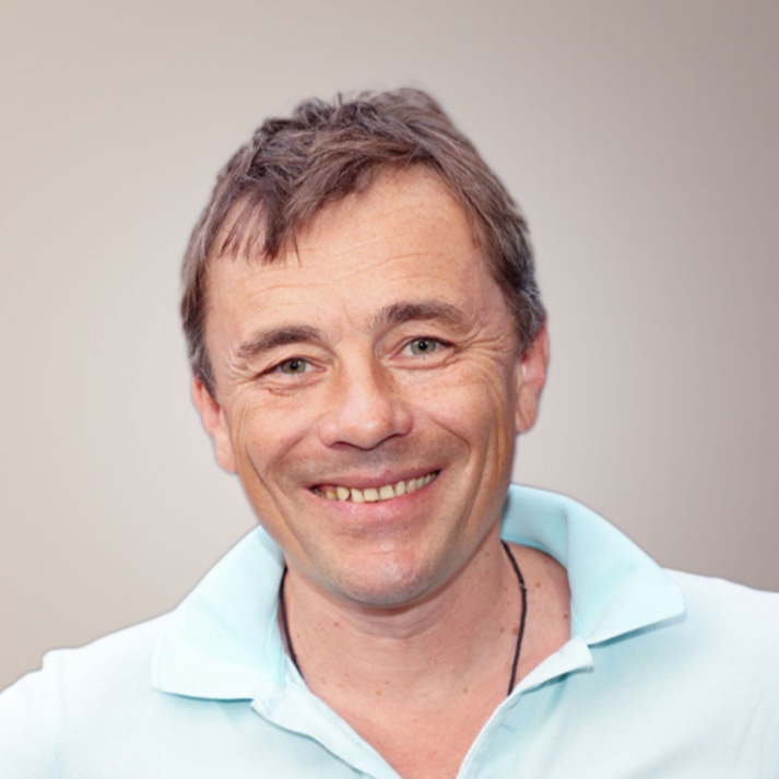 Олег Васильков