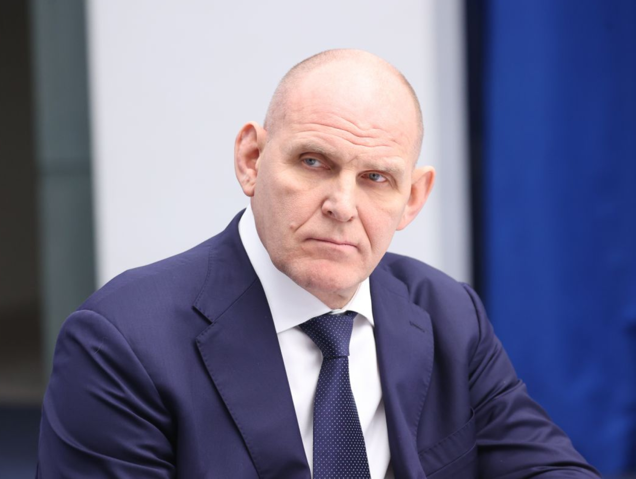 Александр Карелин