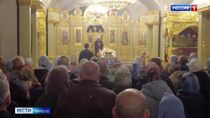 Православные Тамбова на Благовещение выпустили птиц в небо