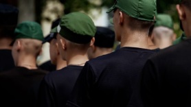 Поджоги и диверсии: родителям учеников Алексеевской гимназии показали документальный фильм "Предательство"