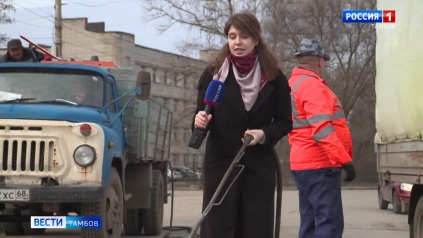 В Тамбове продолжают наводить порядок перед Пасхой: дороги, остановки и маршруты к храмам приводят в порядок