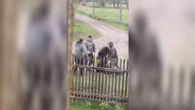 Облавы в домах и выкупы: на Украине ТЦК перешли к "тотальной" мобилизации