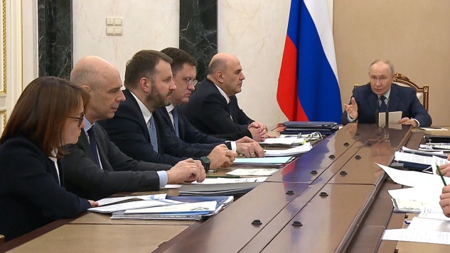 Российская экономика в начале этого года сократилась, в Германии власть теряет доверие избирателей, Российский препарат от рака крови прошел клиническое исследование
