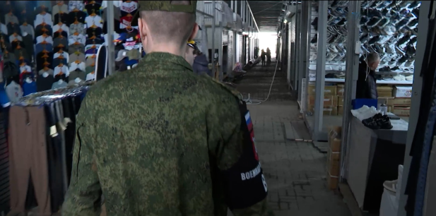 В военкомат доставили семерых мигрантов после проверок на волгоградских рынках