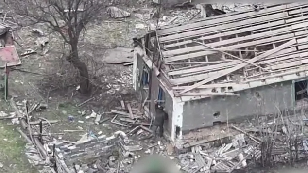 Боец "Центра" в одиночку уничтожил три позиции ВСУ в Гришино