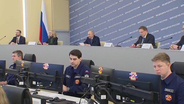 Владимир Путин посетил Федеральный центр медицины катастроф, нефть в дефиците и дорожает